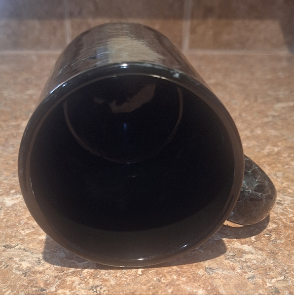 Chattanooga Tennessee Black Marble Finish Coffee Tea Mug - Picture 5 of 5